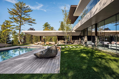 Read more about the article 3D Visualizations of the First Custom Luxury Home
